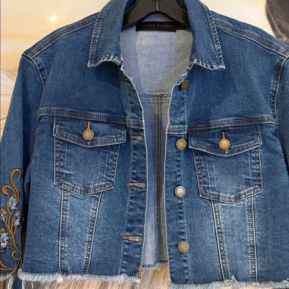 Jean Jacket - Picture 3 of 7